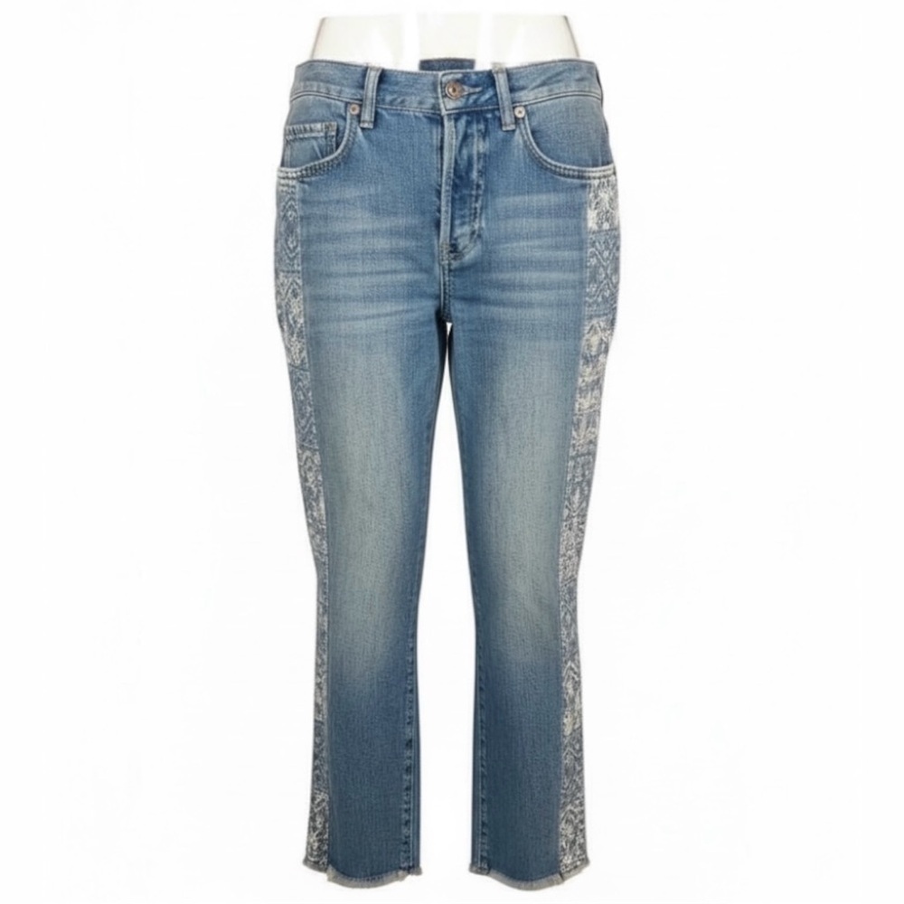 We the free Jeans Size 25 Raw Hem